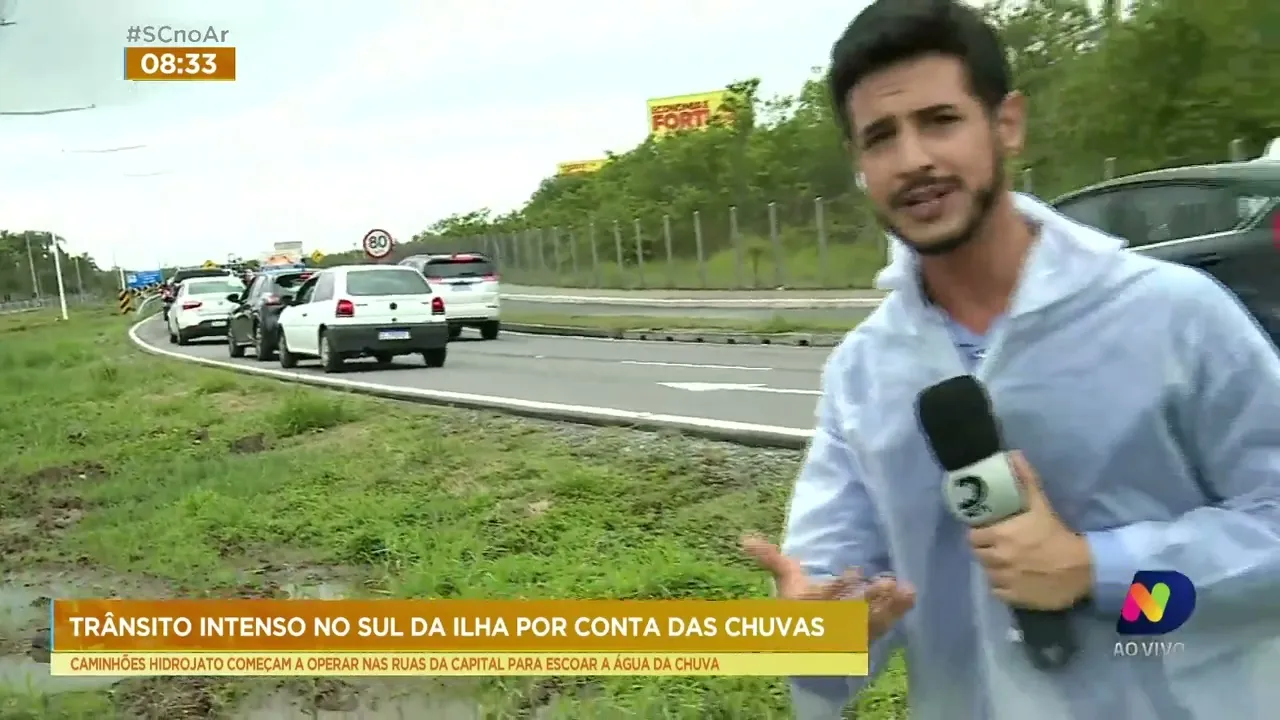 Trânsito lento no acesso ao aeroporto de Florianópolis é registrado na manhã desta quinta-feira