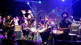 steven coconut treez lagu badai live jakarta reggae movement 