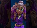 is the human side of Clawdeen showing
