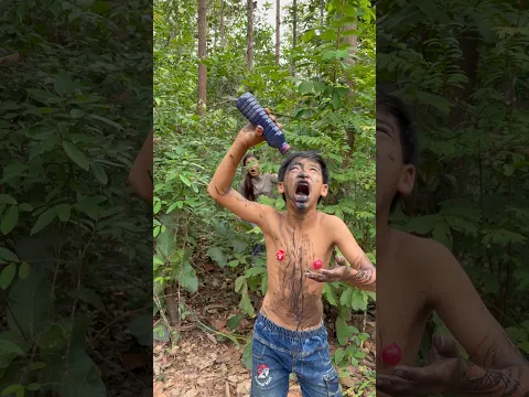 Survival Skills: Clever idea and Useful in forest #outdoors #bushcraft #ideas #useful #shorts