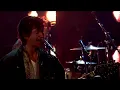 Arctic Monkeys - Do I Wanna Know? (Live)