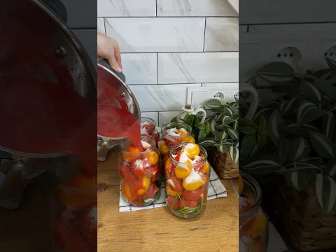 ПОМІДОРИ БЕЗ ОЦЕТУ У ВЛАСНОМУ СОЦІ🔥 #makarchuk_food