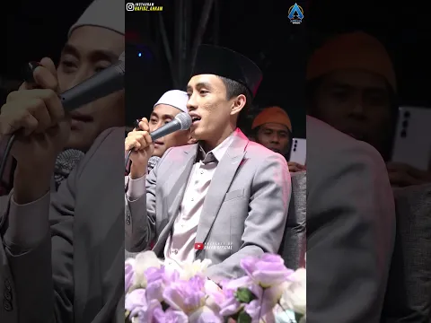 ADA GAJAH DIBALIK BATU