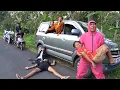 Download Lagu RAMA DAN WEDNESDAY DI CVL1K SAMA MOBIL VAN BERHANTU SQUID GAME