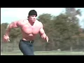 ARNOLD RUNNING TIME TRAVEL MEME ORIGINAL