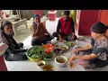 Download Lagu mamah ziyad masakmakan sedang live sekarang!