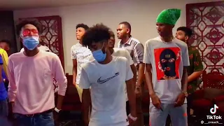 حمودي ود الجاك عمرو زائيري الطيب عنبه 