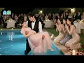 Download Lagu 悪意のある富裕な人々は妊娠した貧しい少女を侮辱し、彼女を水に押し込んだ。しかし、彼らはその子供の父親が国で最も裕福な社長だとは知らなかった！