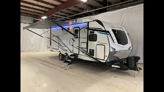 Couple s model under 30 bed 2023 Freedom Express 259FKDS Friendship RV