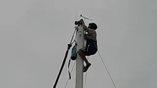 Update 4  – The new boat’s rudder and mast