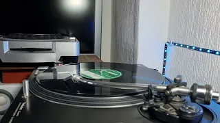 DJ Dave Lee Make A Move On Me Juicy Joints 2006 Bassline 4x4 