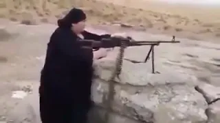 أمراة عراقية تضرب بالسلاح ولا ألف رجال حالات واتساب 