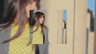 عمري معاك مسرعة            أنغام دندنها