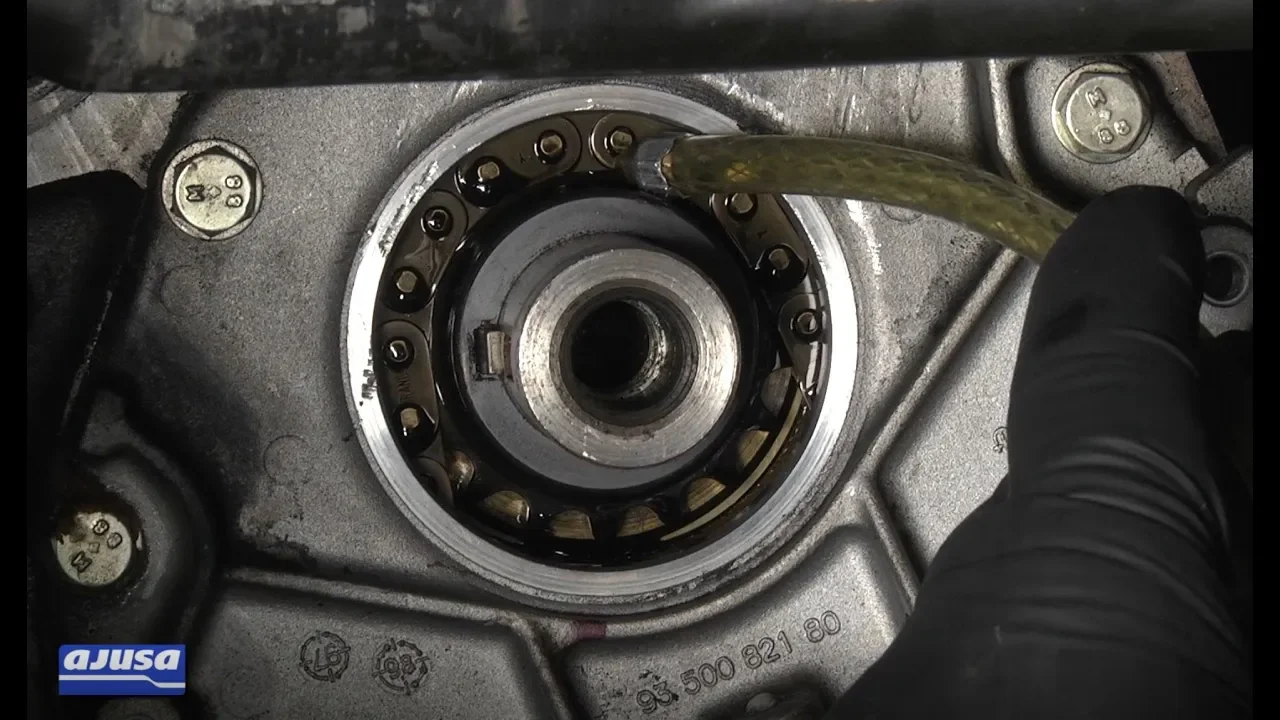 PEUGEOT 406 TD (DHX) 🔧 Shaft seal kit assembly – Montaje de los retenes de distribución Ajusa