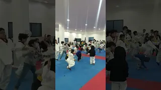 تدريب تايكوندو اليوم الاول  تدريب تايكوندو اليوم الاول