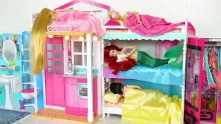 الأميرة باربي بيت الدمية روتين الصباح سنو وايت رابونزيل الحوريةالصغيرة فستان جديد 