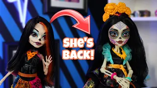 Monster High G3 Skelita Calaveras Doll Unboxing + comparison 🦋  
