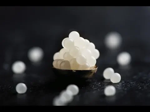Outline Video Bogle White Caviar. Selected with heart.