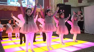 امي نور بيتنا ضمن فقرات احتفالية أكاديمية استب باي استب 