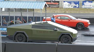 Challenger SRT vs Cybertruck