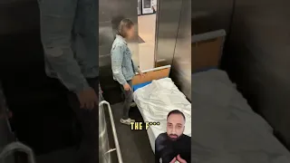 ادخل معه ميت واغلق عليه شاهدوا ماذا حصل للرجل 