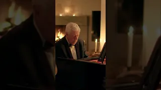 Carl Doy Performs Ye Lai Xiang夜来香 