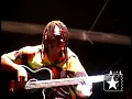 Cidade Negra canta "Pensamento" Showlivre/2003