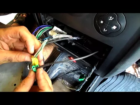 Download MP3 Installer Cable Auxiliaire Renault - بتثبيت مقبس الكابل الإضافي mp.3 @mecaniquemokhtartunisie-