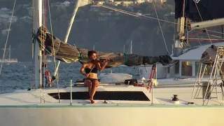 Solo sailor female Minca, Colombia. First approach