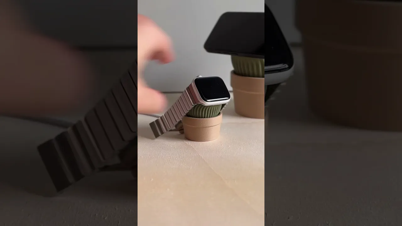 Spiky mini, Apple Watch charger holder. video thumbnail