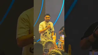 أول مرة فؤاد جنيد تغني خطية على مسرح لبنان اكسبلور  أول مرة فؤاد جنيد تغني خطية على مسرح لبنان اكسبلور