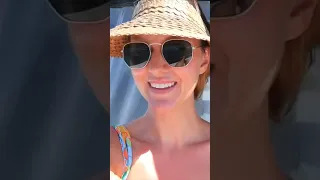 A relaxing morning swim off the back of the boat in Grenada! ⛵️🇬🇩 #boatlife #liveaboard #caribbean