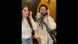  حلا اسدي   مع انس طباش لايف مع المبدع رائد أمارة   عشرين عام   تتغير فصول العمر                   دندنها