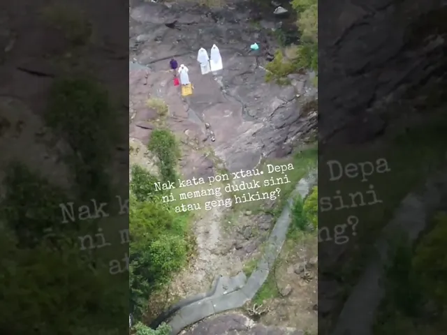 Download MP3 Fly drone atas Gunung Jerai nampak orang tengah solat atas puncak. Adakah ia kebetulan atau..... ❗