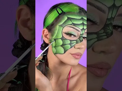 Here is green spidey for u guys 💚👀🕷️🕸️ #makeup #makeuptutorial #spidermanbrandnewday