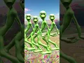Lagu Dame tu cosita green alien dance#music #funny #dance #comedy #calmdown #shorts #yt #colors