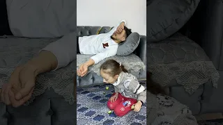 عم تكب خيار بلارض   واتهمت لبابا وقلعنى    دندنها