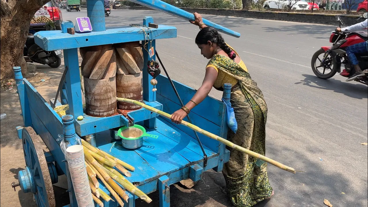 Hyderabad Lady Sells Fresh Sugarcane Juice   Indian Street Food