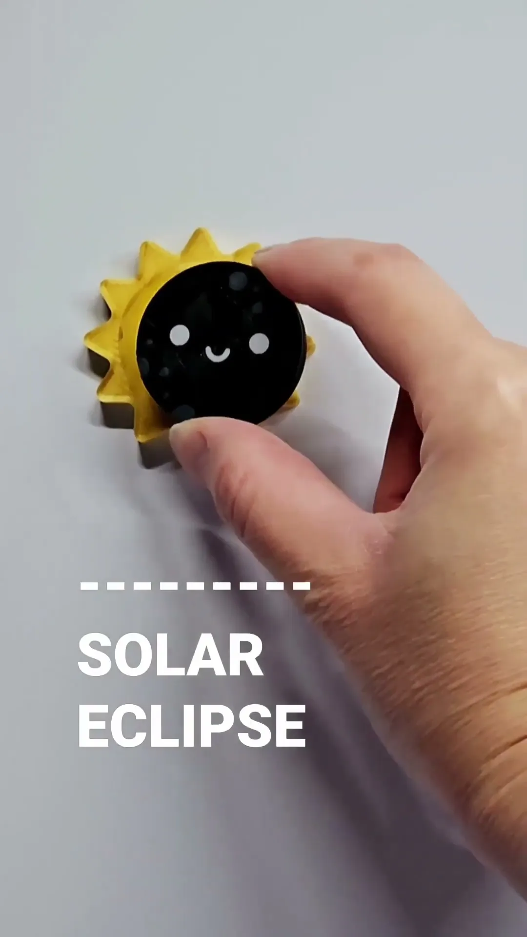 March Magnets - Day 24 #marchmagnets | Cute Moon Magnet