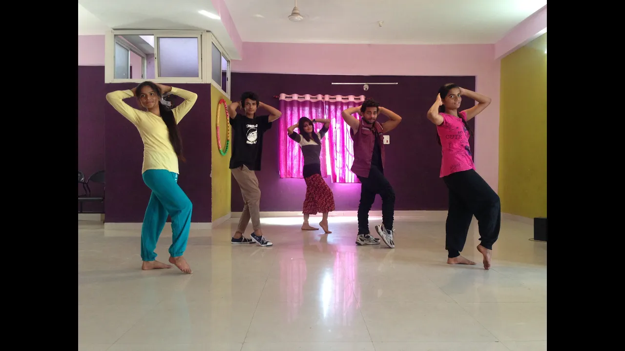 Desi Look Dance By Step Up Dance Academy Dhar