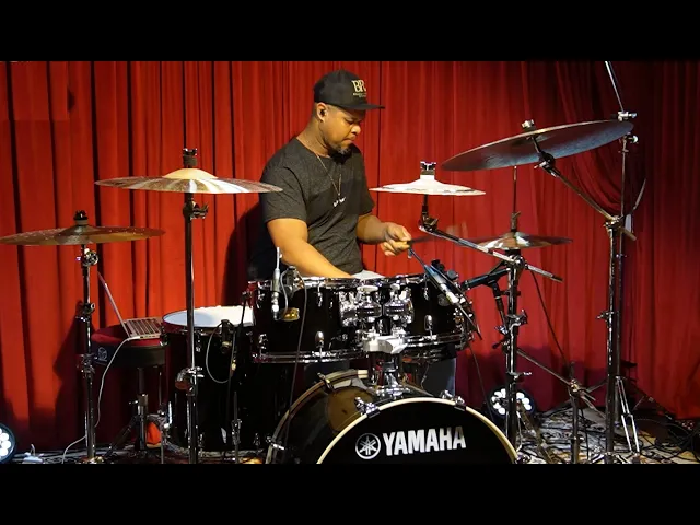 Bateria Yamaha Stage Custom Birch (Shell Pack) Raven Black Lacquer