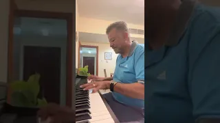 حتفضل فى قلبى    جوانا ملاح    بيانو طارق بغدادى دندنها