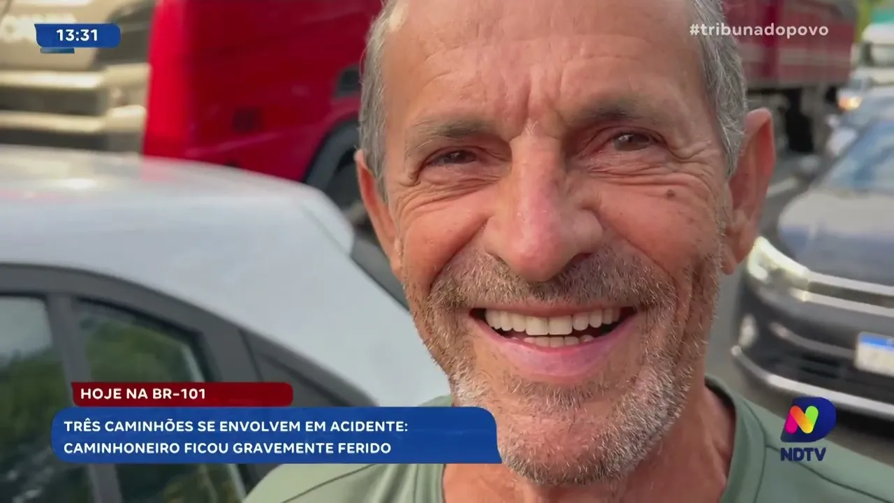 Três caminhões se envolvem em acidente: caminhoneiro ficou gravemente ferido