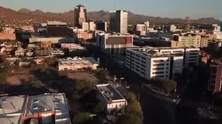 مشهد المدينة مع عزف جيتار ناعم للمونتاج بدون حقوق 