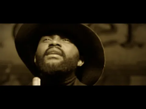 Download MP3 Fally Ipupa - Roi Manitou (Clip Officiel)