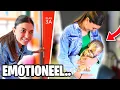 Download Lagu FAN VERRASSEN TIJDENS HAAR SPREEKBEURT OVER ONS! (IN DE KLAS) #573