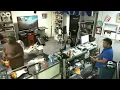 New Type of Short Change Artist Gets Caught Leaves Immediately WatchAndLearn
