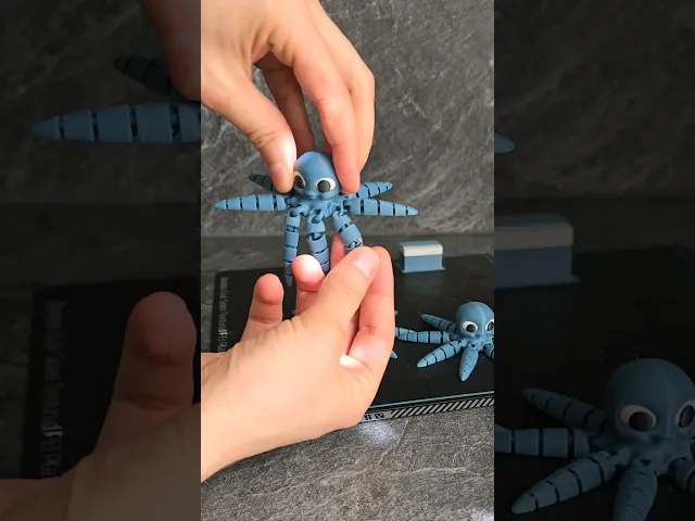 flexi baby octopus + keychain + separated parts video thumbnail