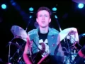 Download Lagu The Clash - Should I Stay or Should I Go (Live at Shea Stadium)