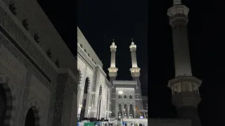 أذان الفجر بأداء عذب للشيخ المؤذن عبدالله باعفيف 5 محرم 1447هـ 